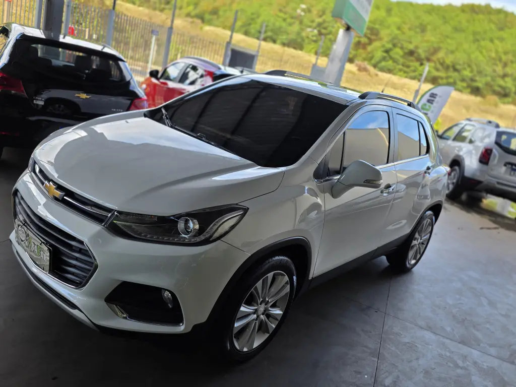 CHEVROLET Tracker - Foto