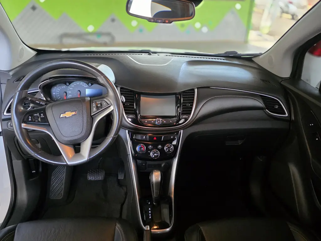 CHEVROLET Tracker - Foto