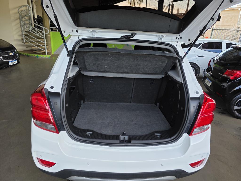 CHEVROLET Tracker - Foto