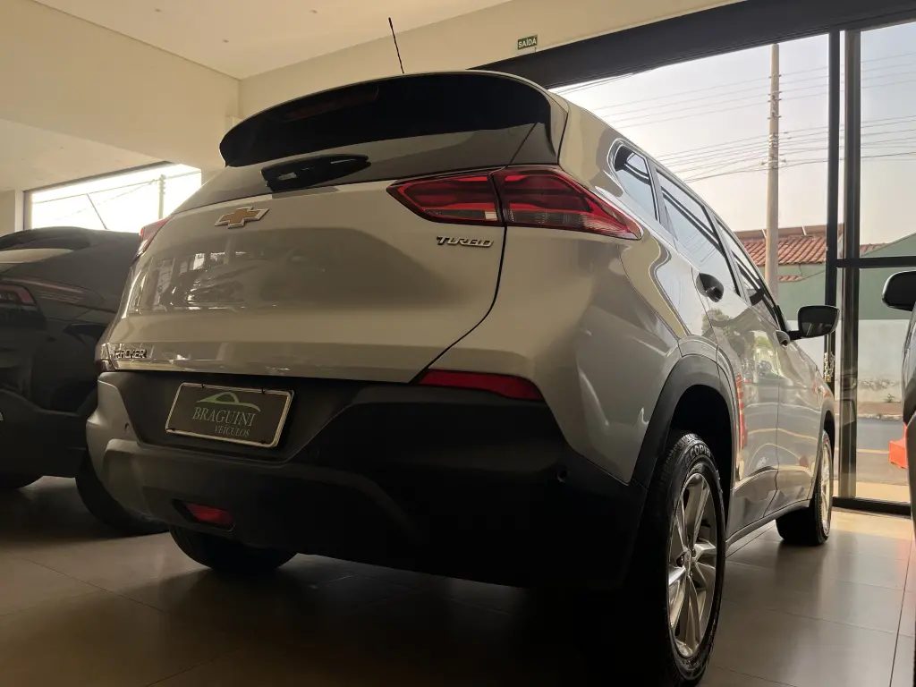 CHEVROLET Tracker - Miniatura
