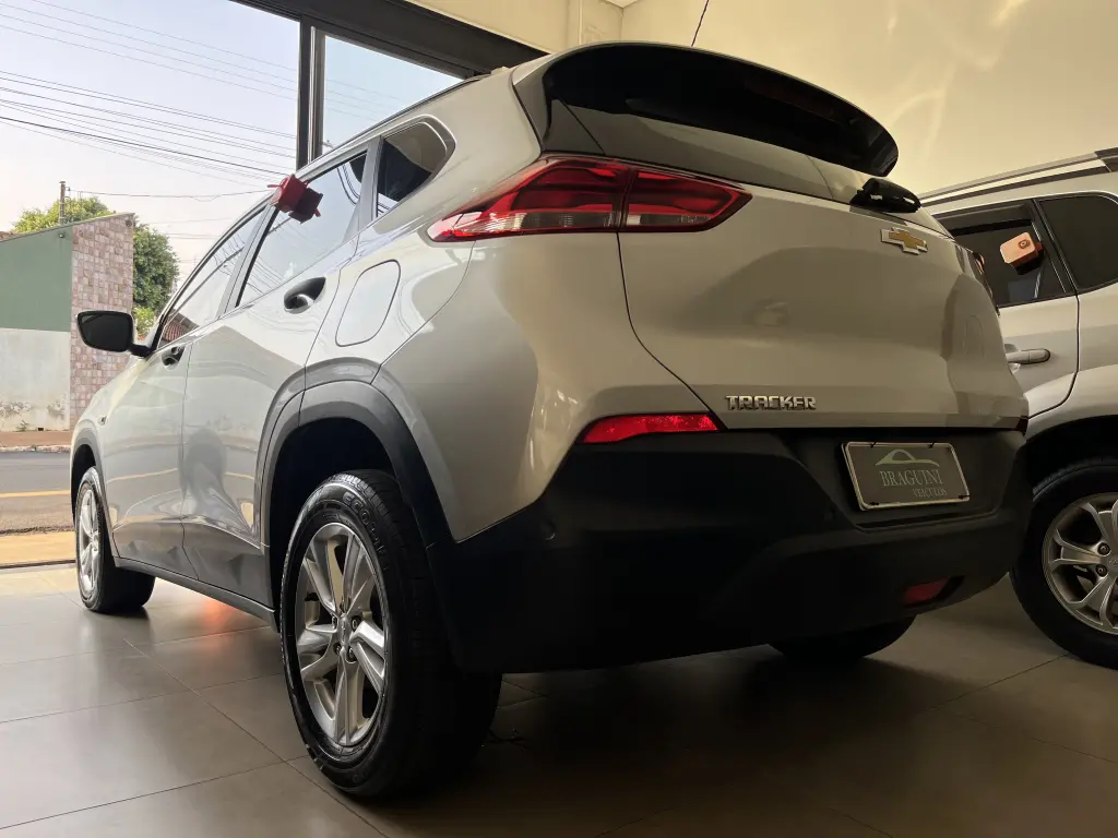 CHEVROLET Tracker - Miniatura