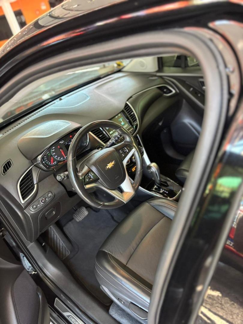 CHEVROLET Tracker - Foto