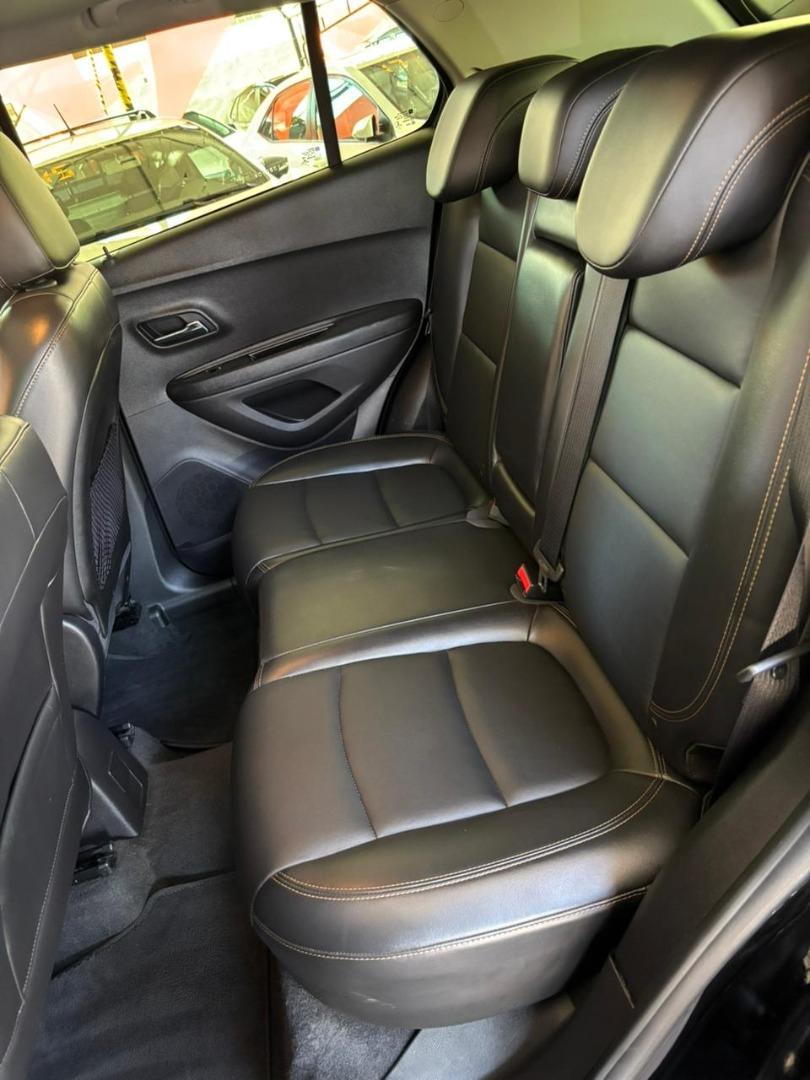 CHEVROLET Tracker - Foto