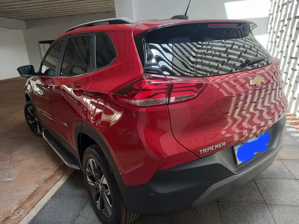 CHEVROLET Tracker - Foto