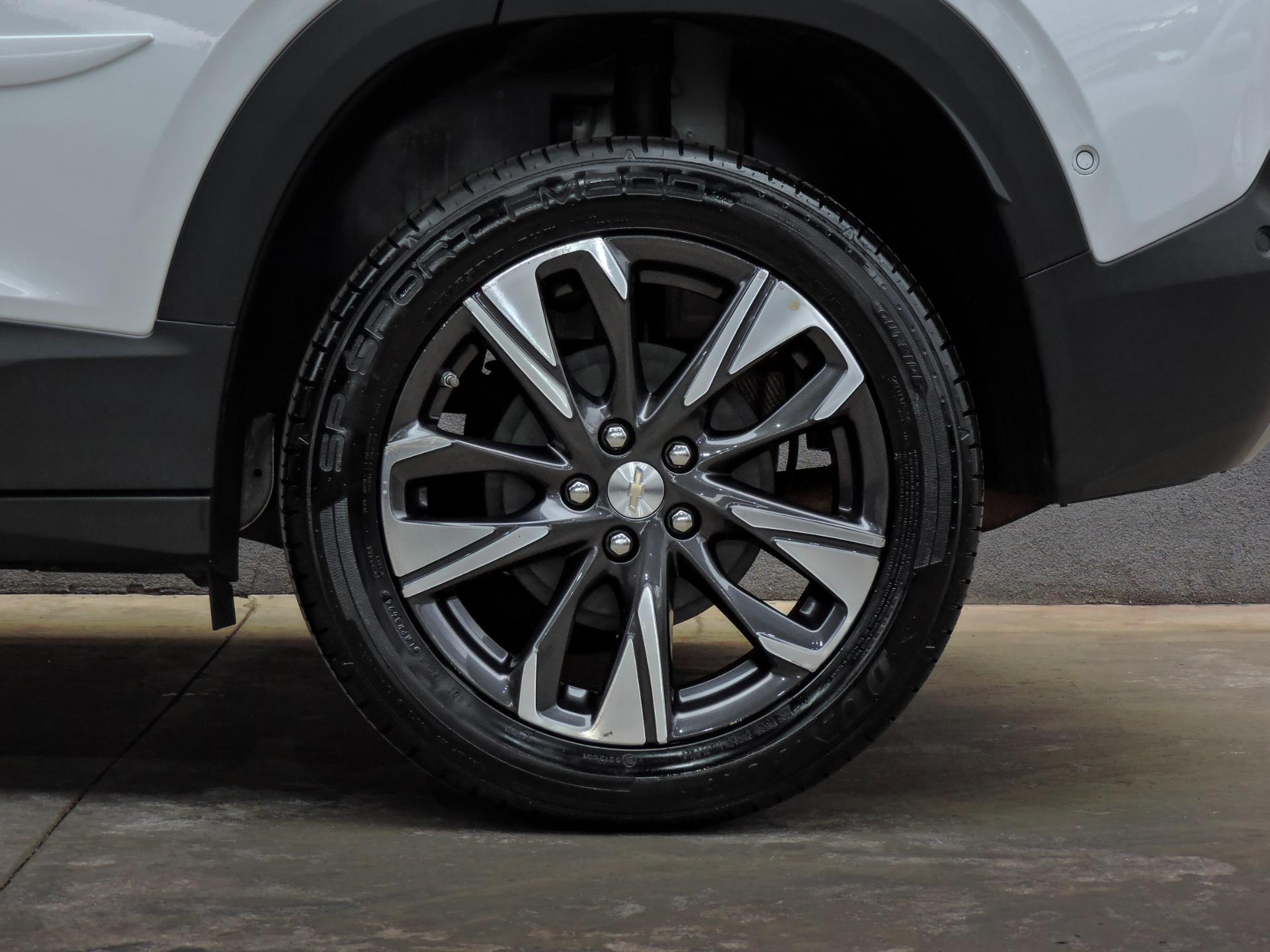 CHEVROLET Tracker - Foto