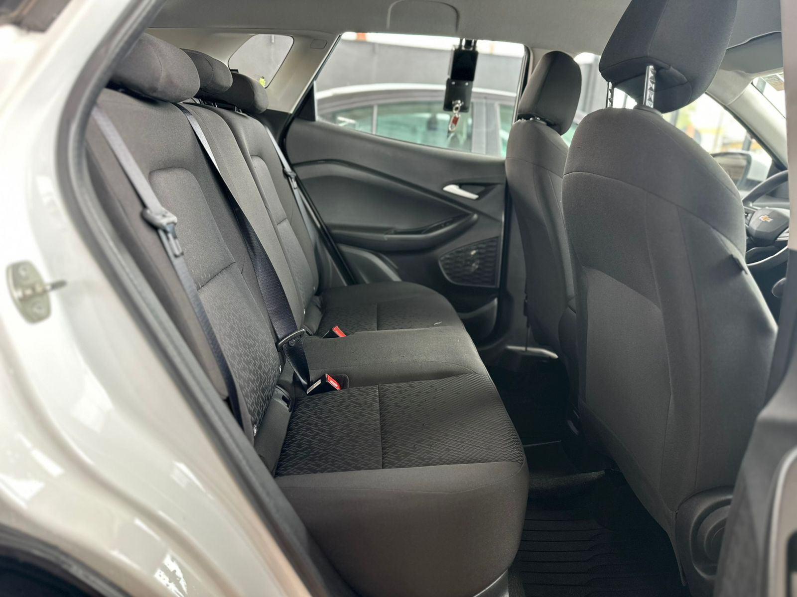 CHEVROLET Tracker - Foto