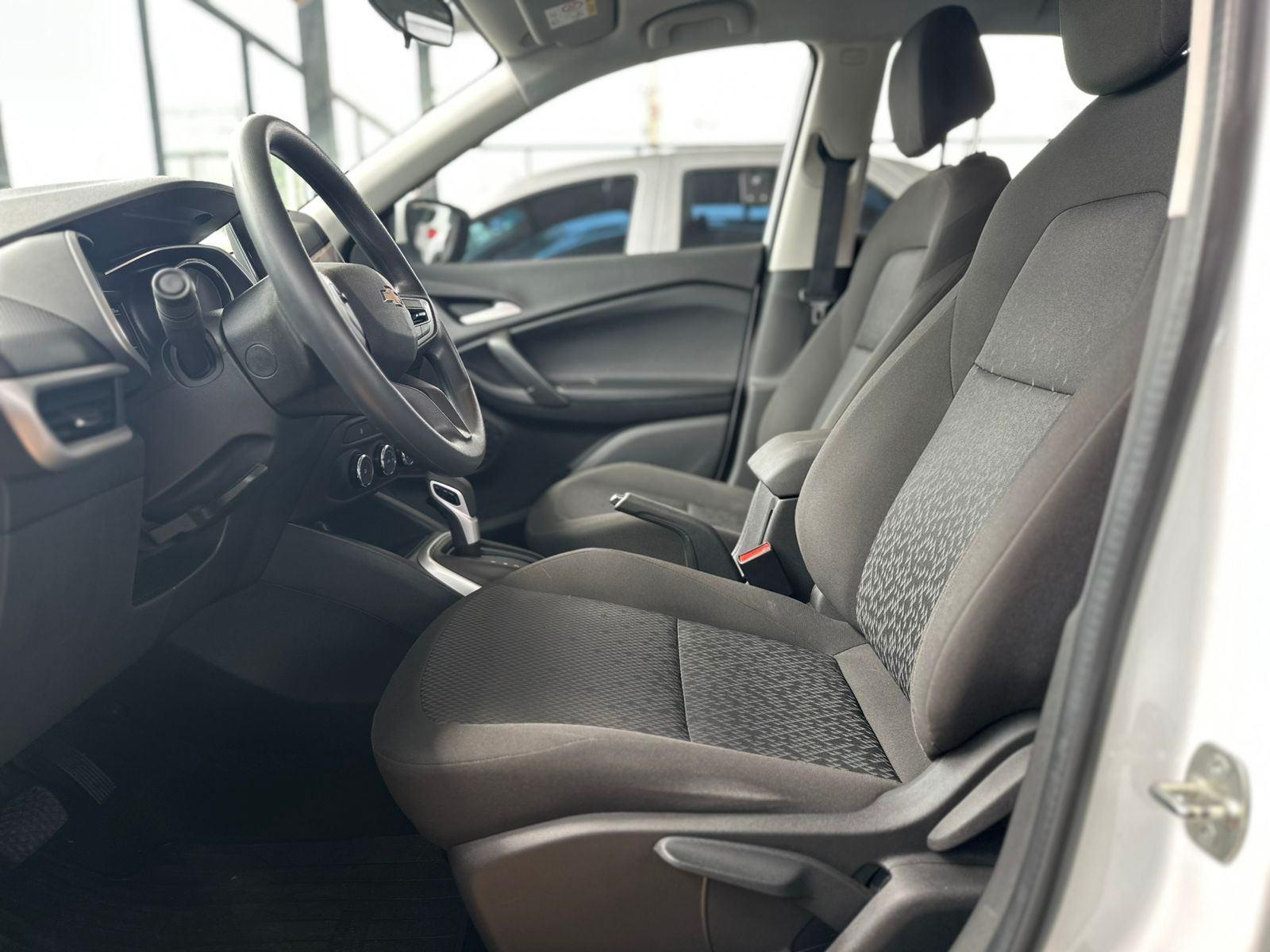 CHEVROLET Tracker - Foto