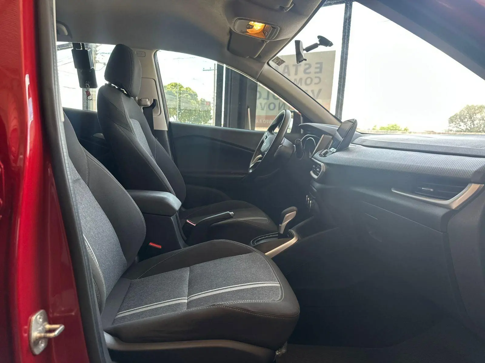 CHEVROLET Tracker - Foto