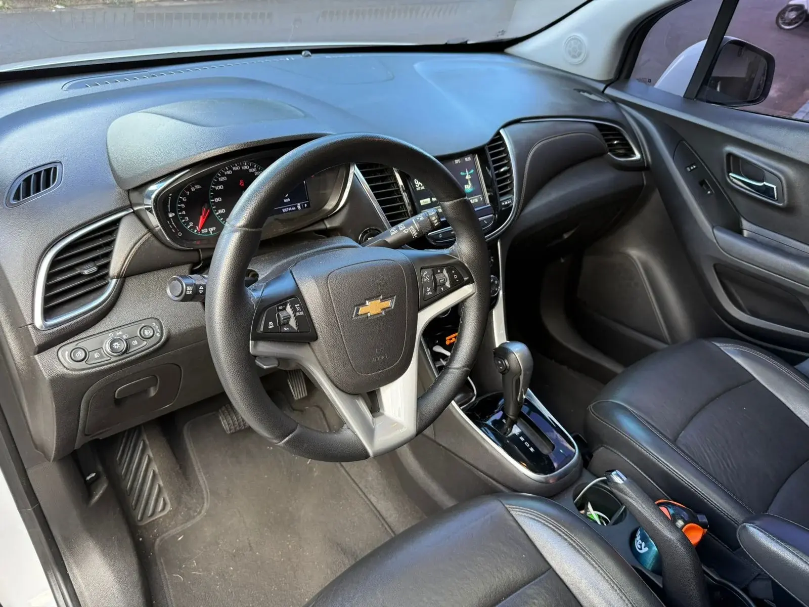 CHEVROLET Tracker - Foto