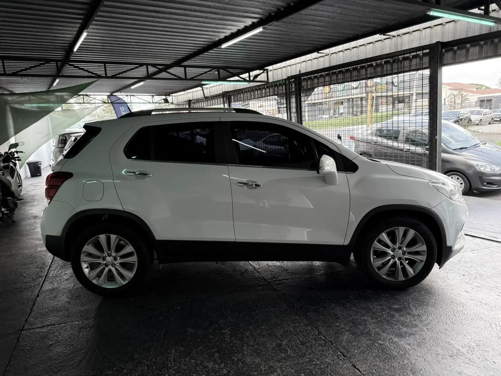 CHEVROLET Tracker - Foto