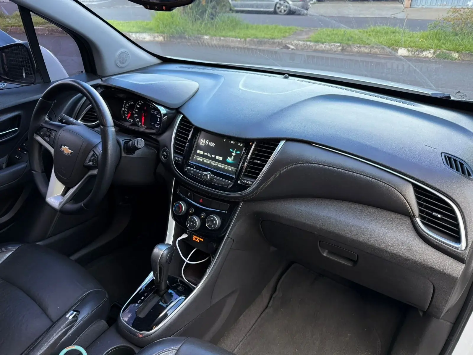 CHEVROLET Tracker - Foto