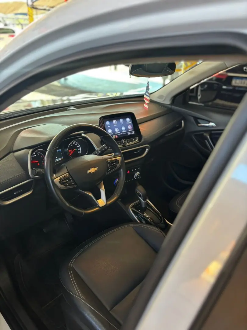 CHEVROLET Tracker - Foto