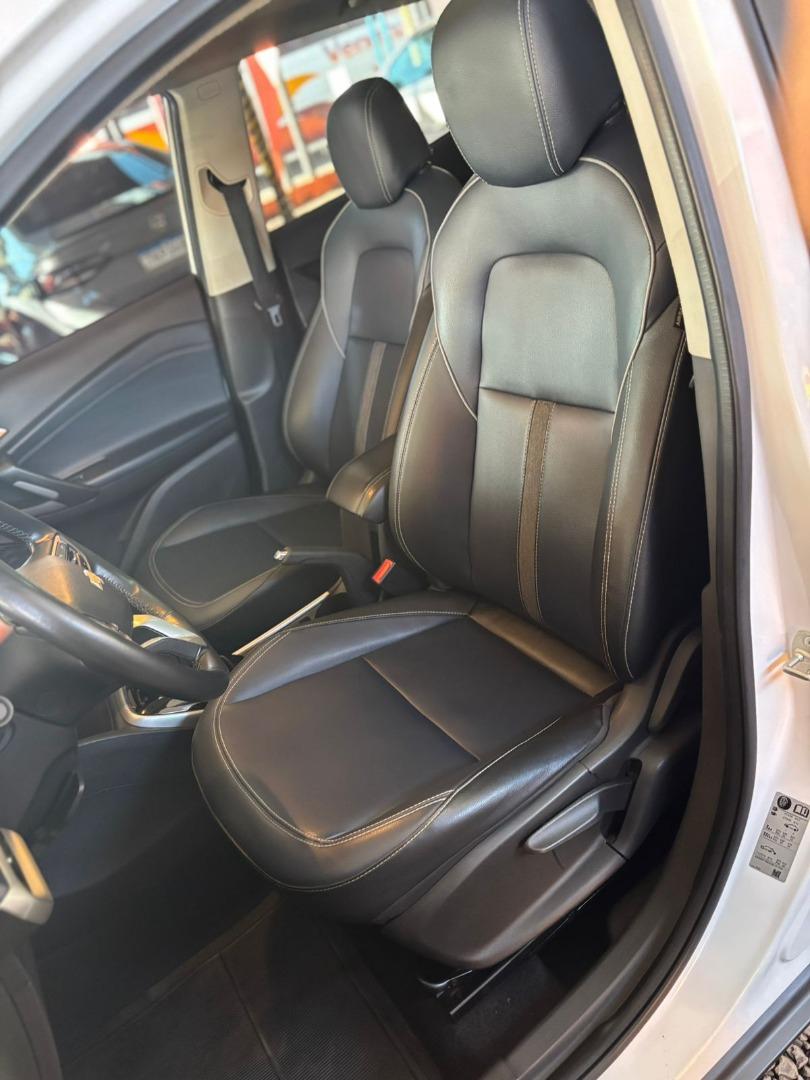 CHEVROLET Tracker - Foto