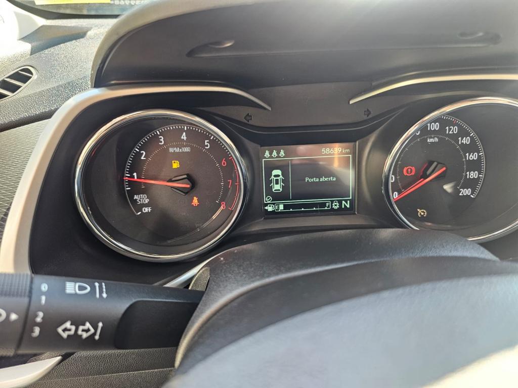 CHEVROLET Tracker - Foto
