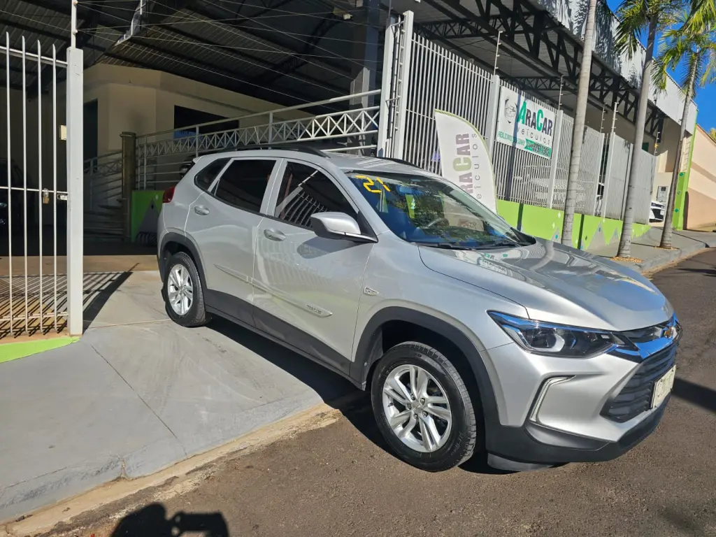CHEVROLET Tracker - Foto