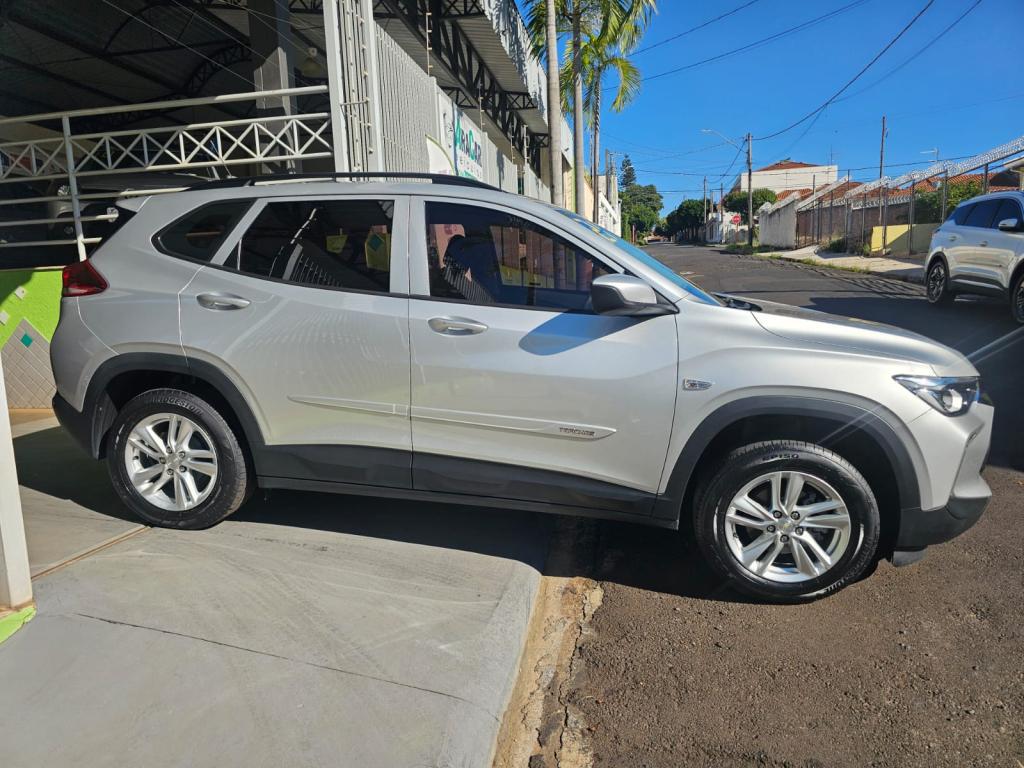 CHEVROLET Tracker - Foto