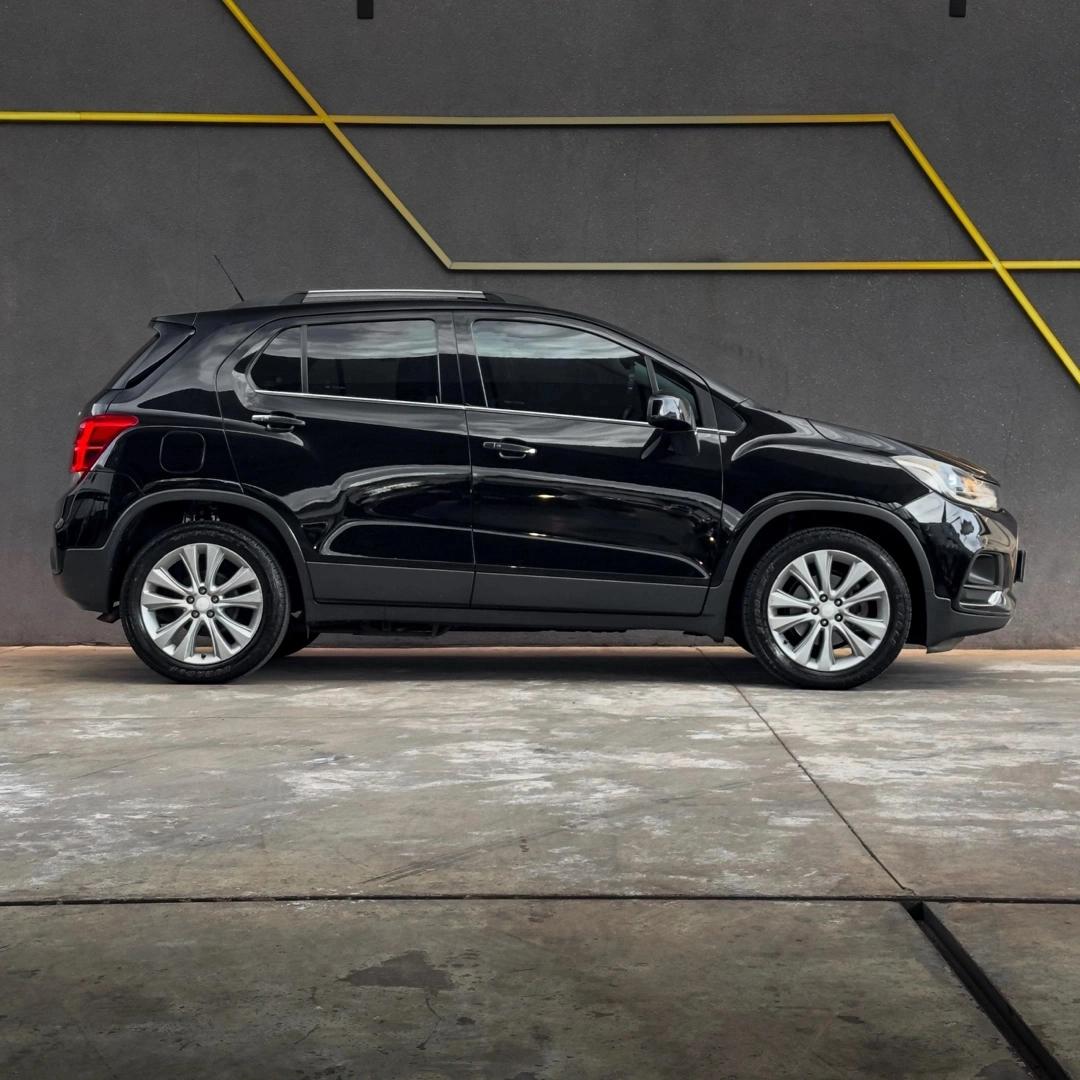 CHEVROLET Tracker - Foto