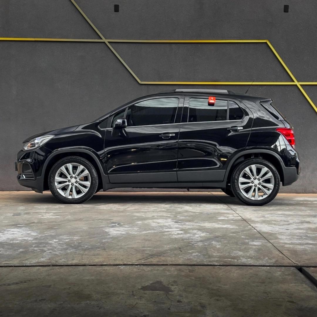 CHEVROLET Tracker - Foto