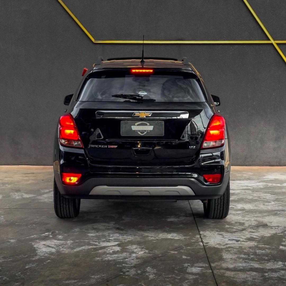 CHEVROLET Tracker - Foto