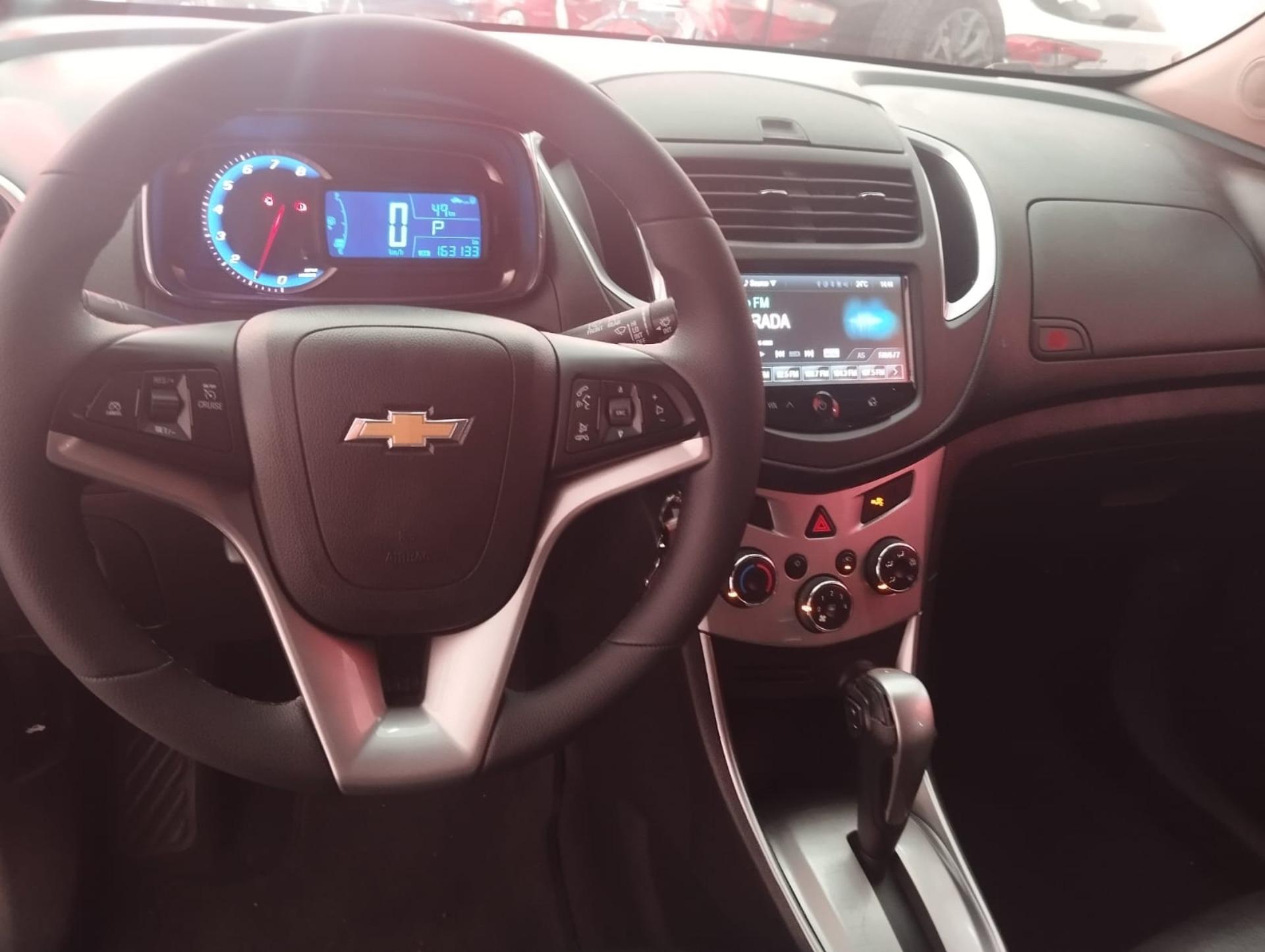 CHEVROLET Tracker - Foto