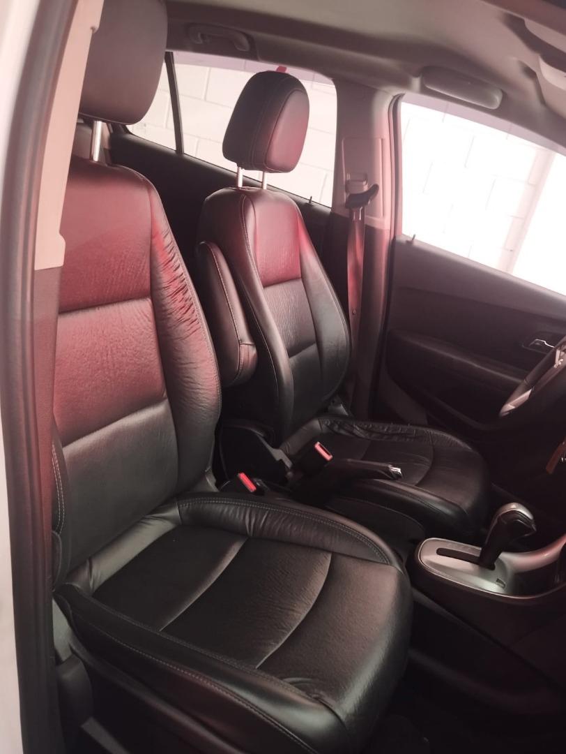 CHEVROLET Tracker - Foto