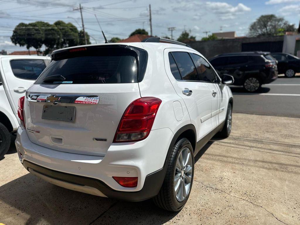CHEVROLET Tracker - Foto