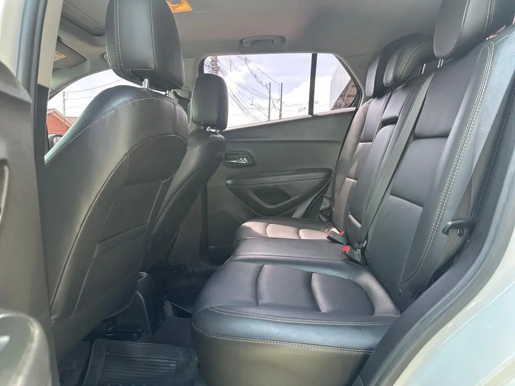 CHEVROLET Tracker - Foto