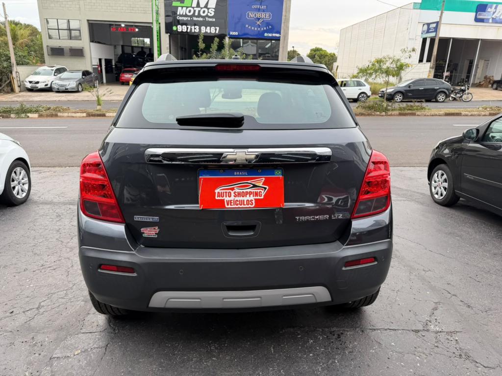 CHEVROLET Tracker - Foto