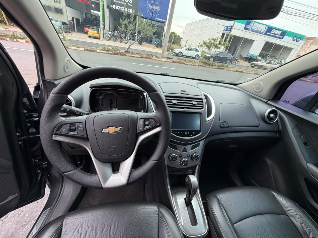 CHEVROLET Tracker - Foto