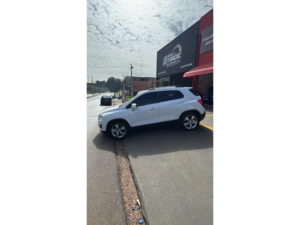 CHEVROLET Tracker - Foto
