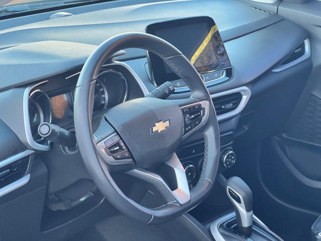 CHEVROLET Tracker - Foto