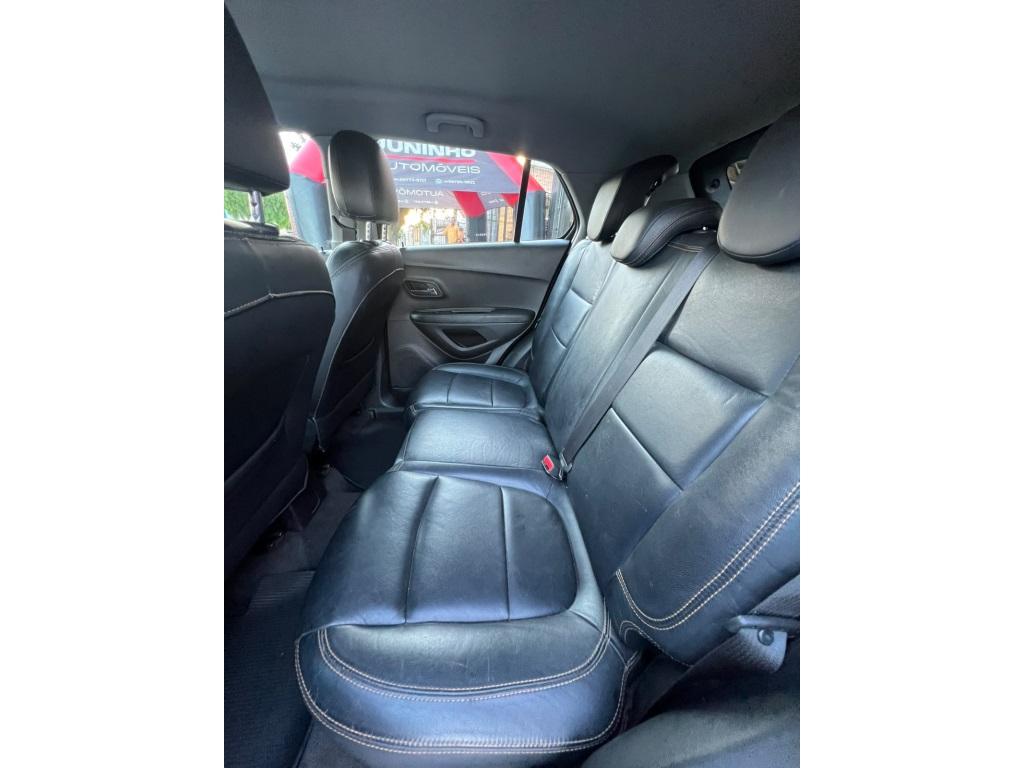 CHEVROLET Tracker - Foto