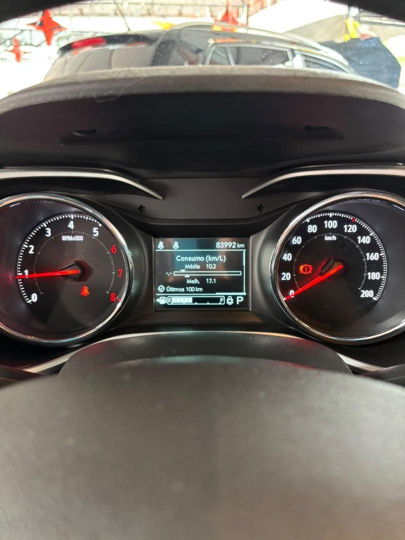 CHEVROLET Tracker - Foto
