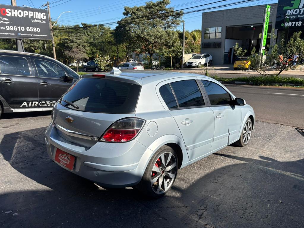 CHEVROLET Vectra Hatch - Foto