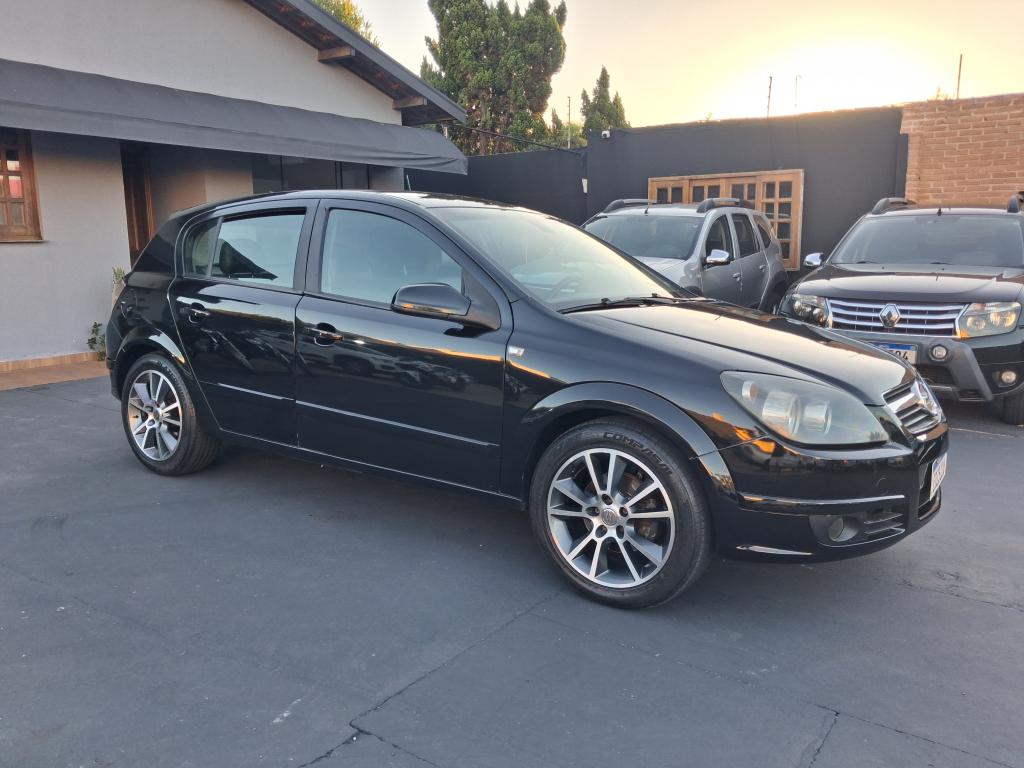 CHEVROLET Vectra Hatch
