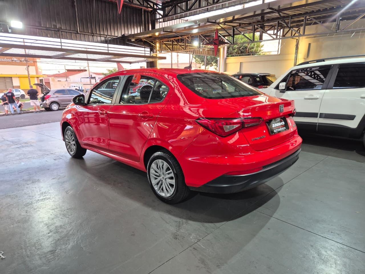 FIAT Cronos - Foto