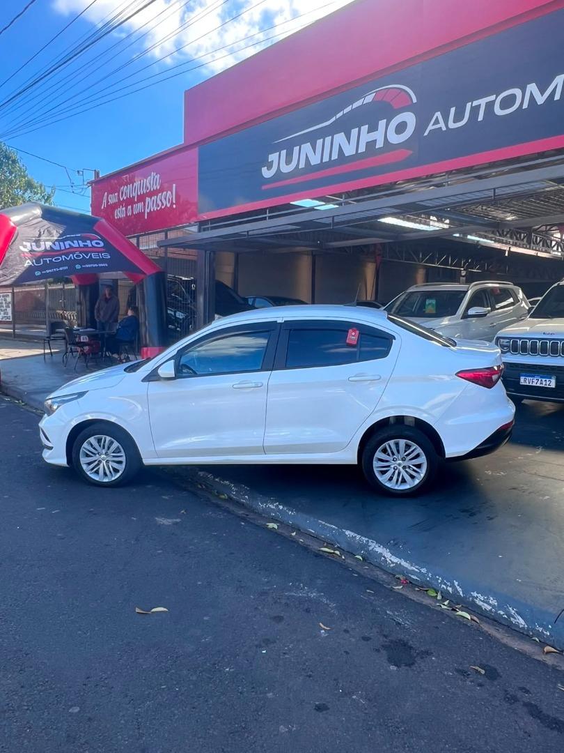 FIAT Cronos - Foto