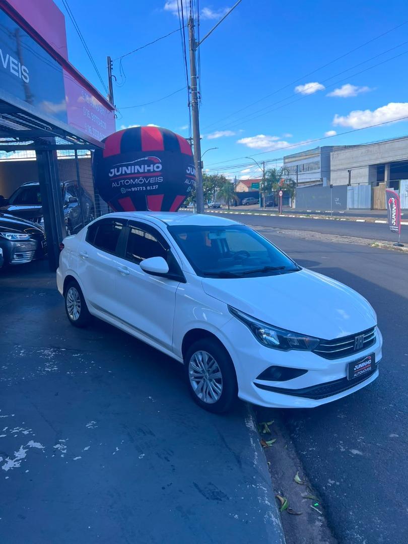FIAT Cronos - Foto