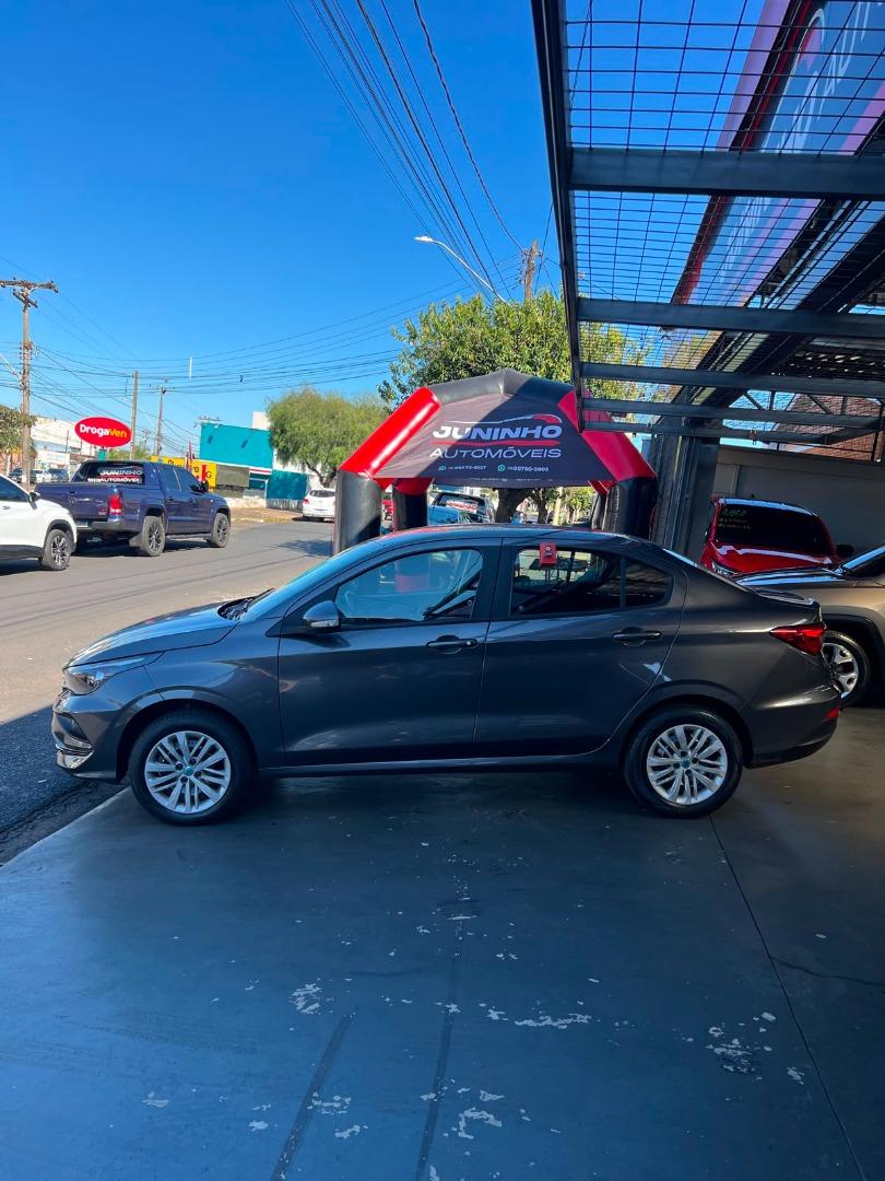 FIAT Cronos - Foto