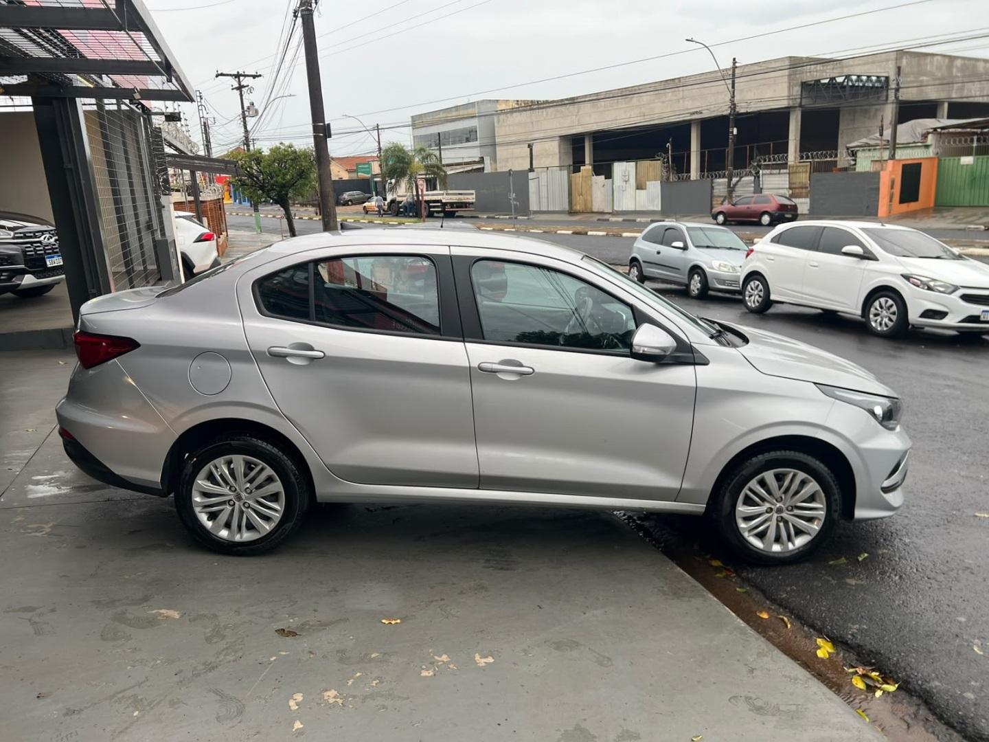 FIAT Cronos - Foto