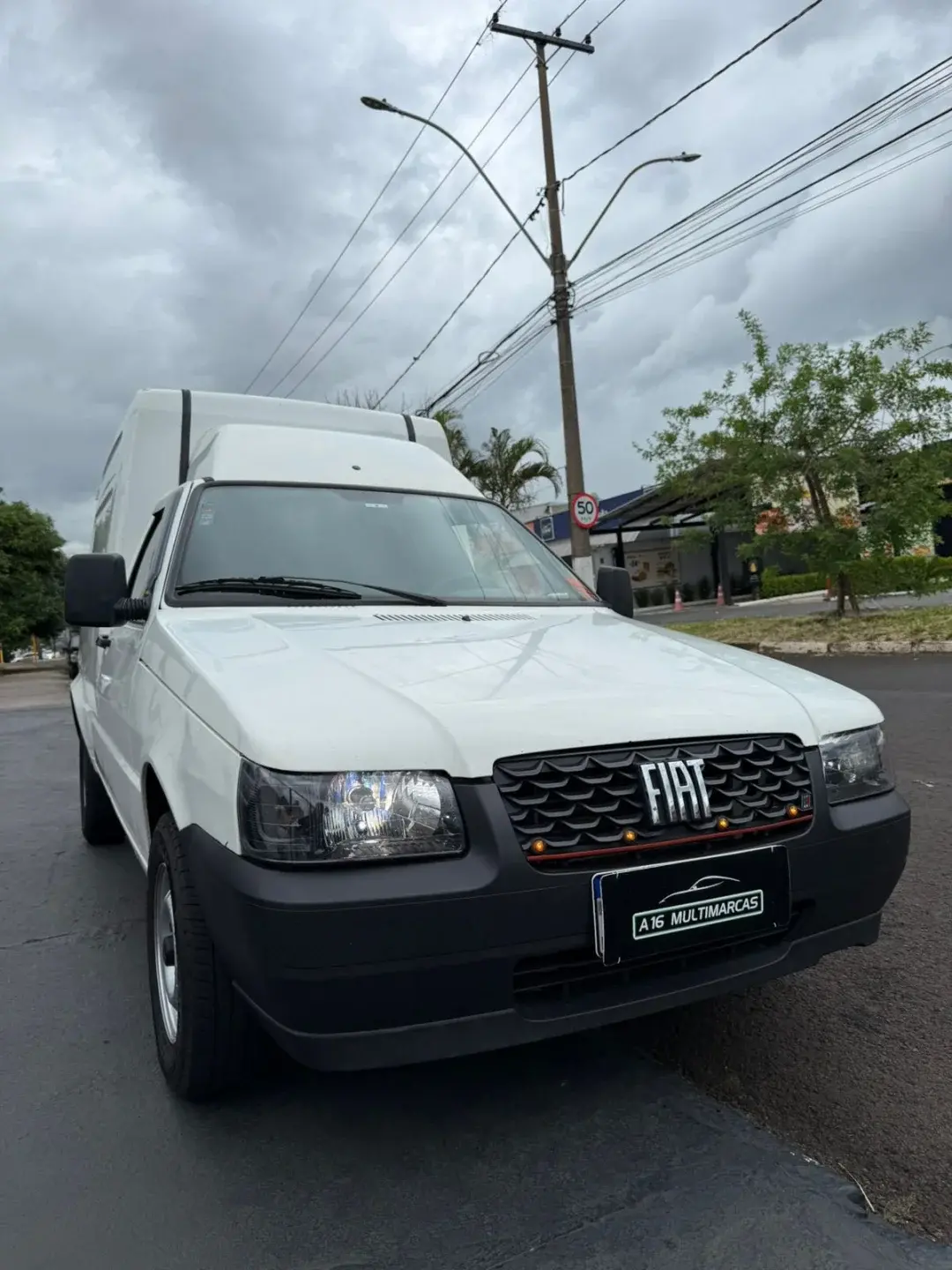 FIAT Fiorino Furgão - Foto