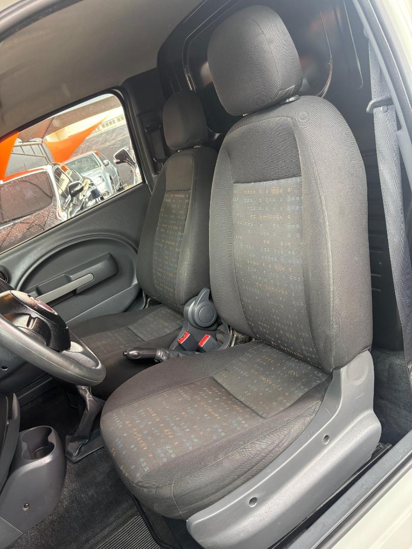 FIAT Fiorino Furgão - Foto