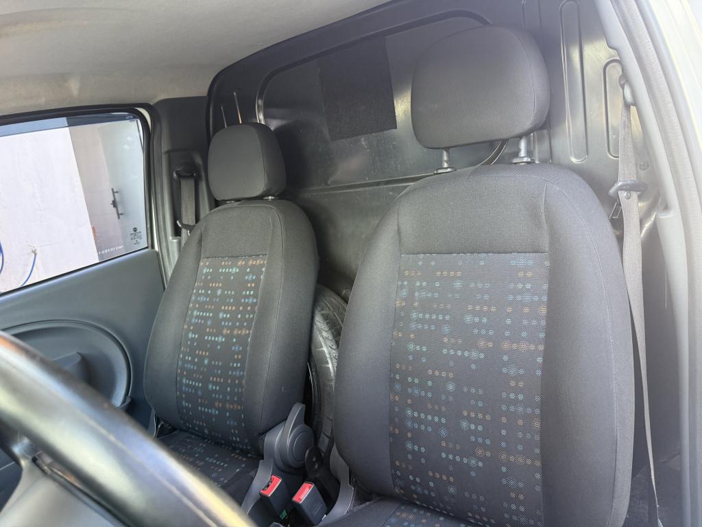 FIAT Fiorino Furgão - Foto