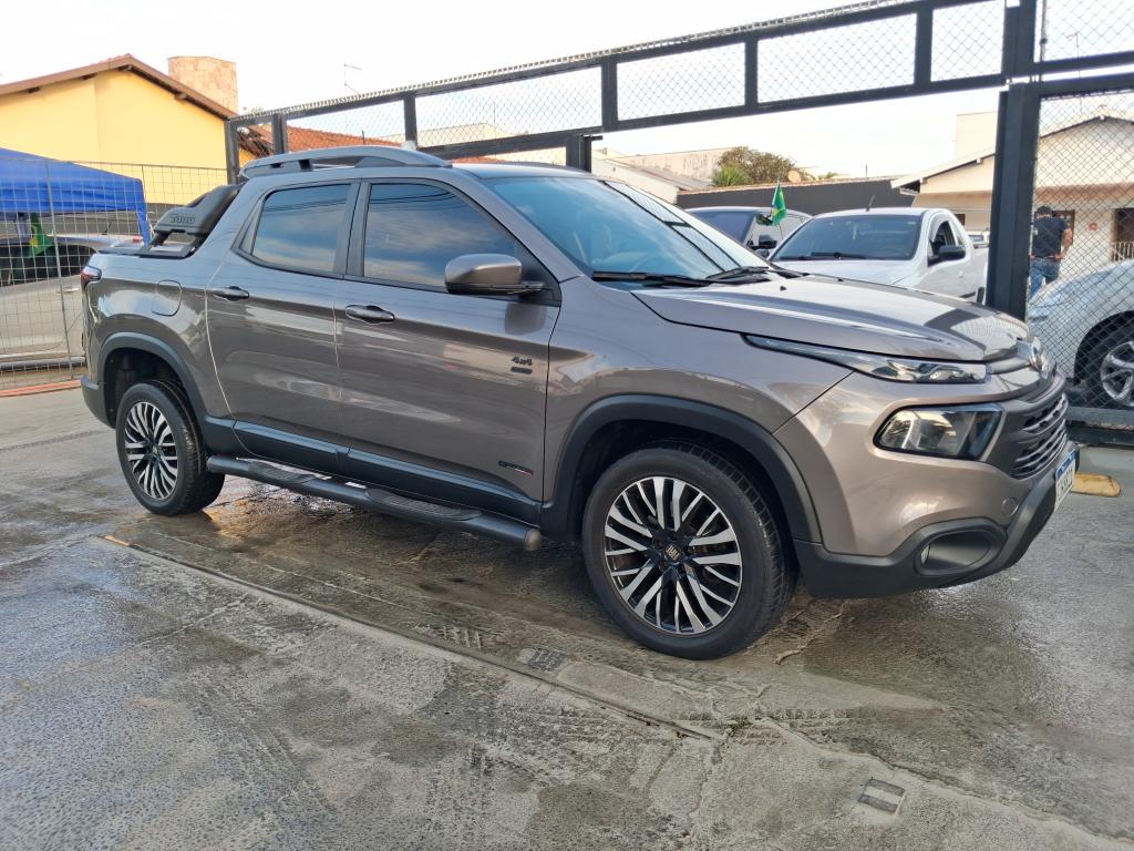 FIAT Toro