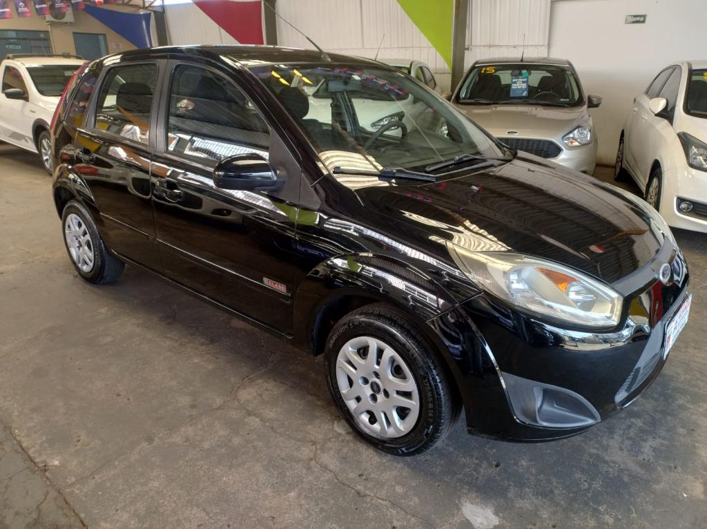 FORD Fiesta Hatch - Foto