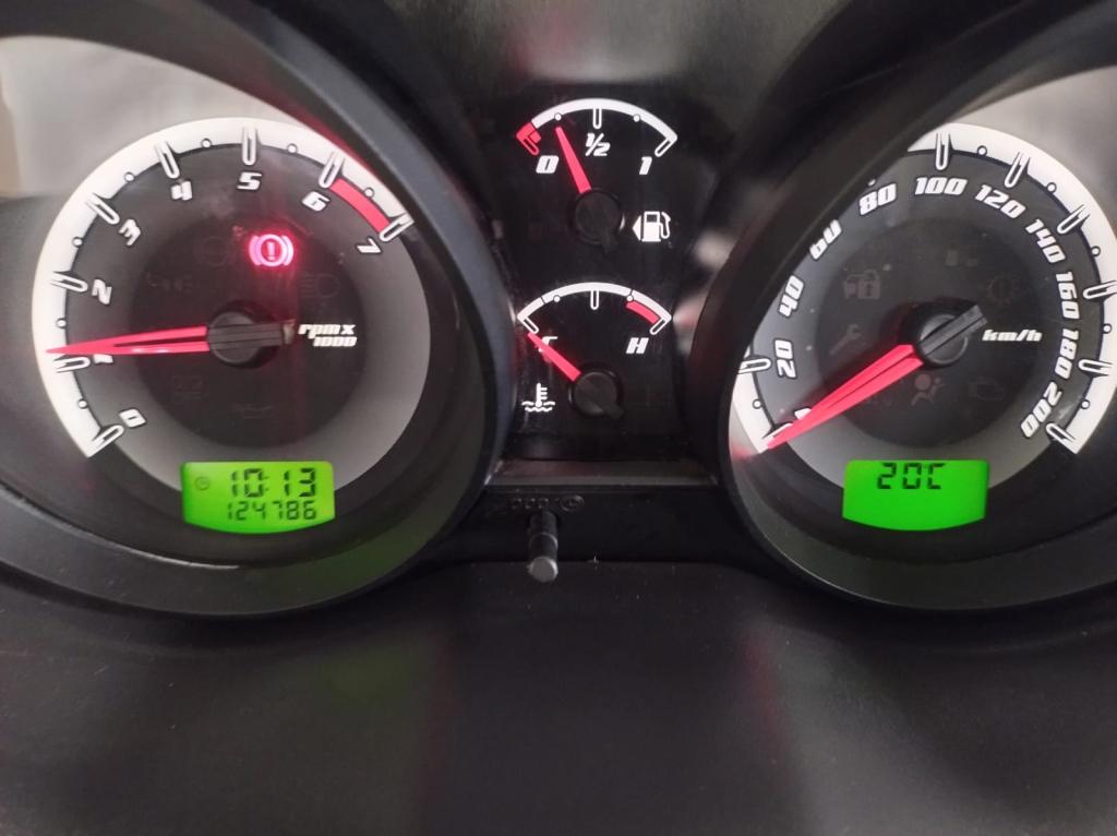 FORD Fiesta Hatch - Foto