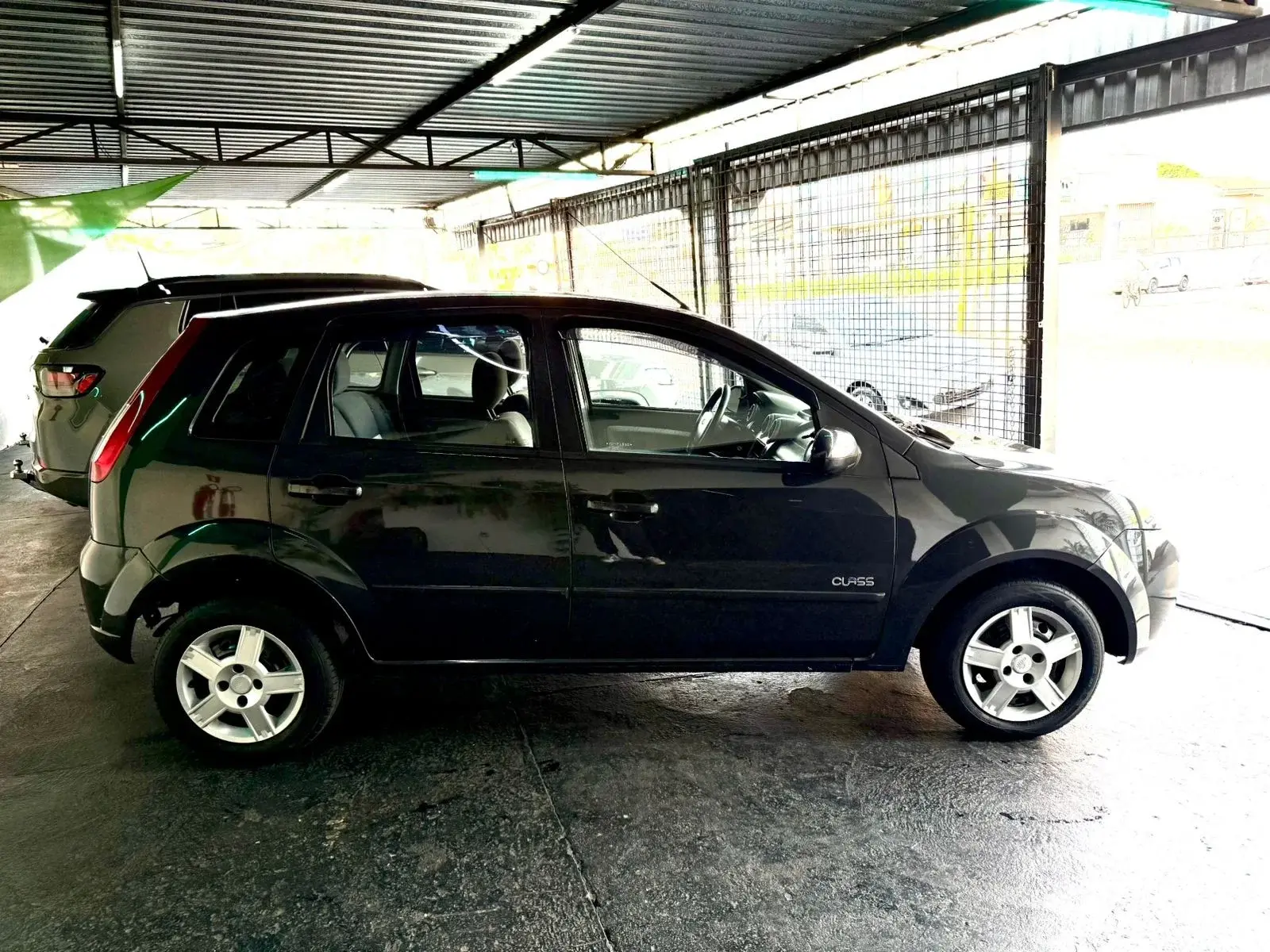 FORD Fiesta Hatch - Foto