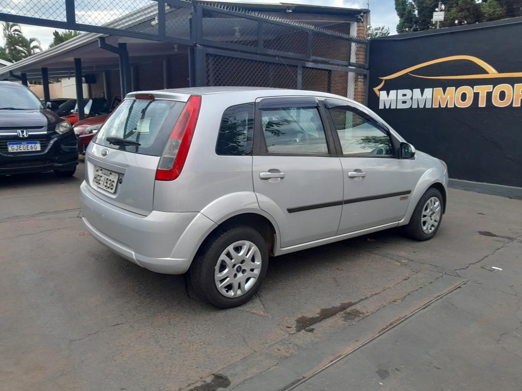 FORD Fiesta Hatch - Foto