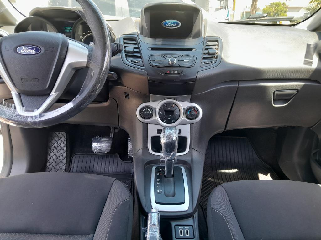 FORD Fiesta Hatch - Foto