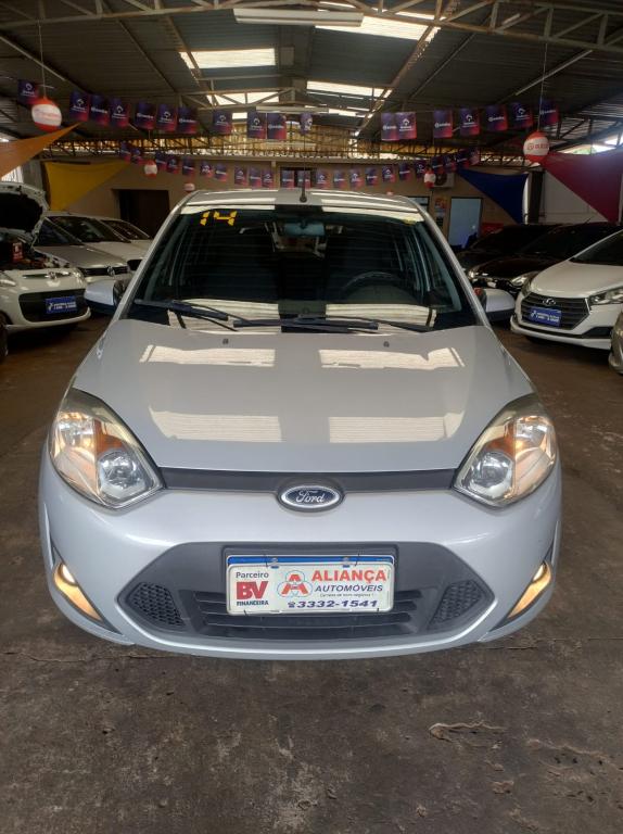 FORD Fiesta Hatch - Foto